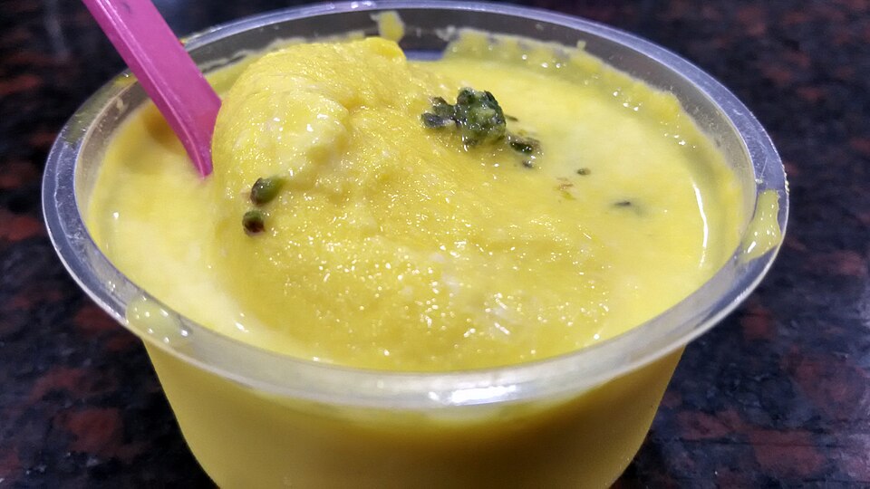 কেশর রসমালাই