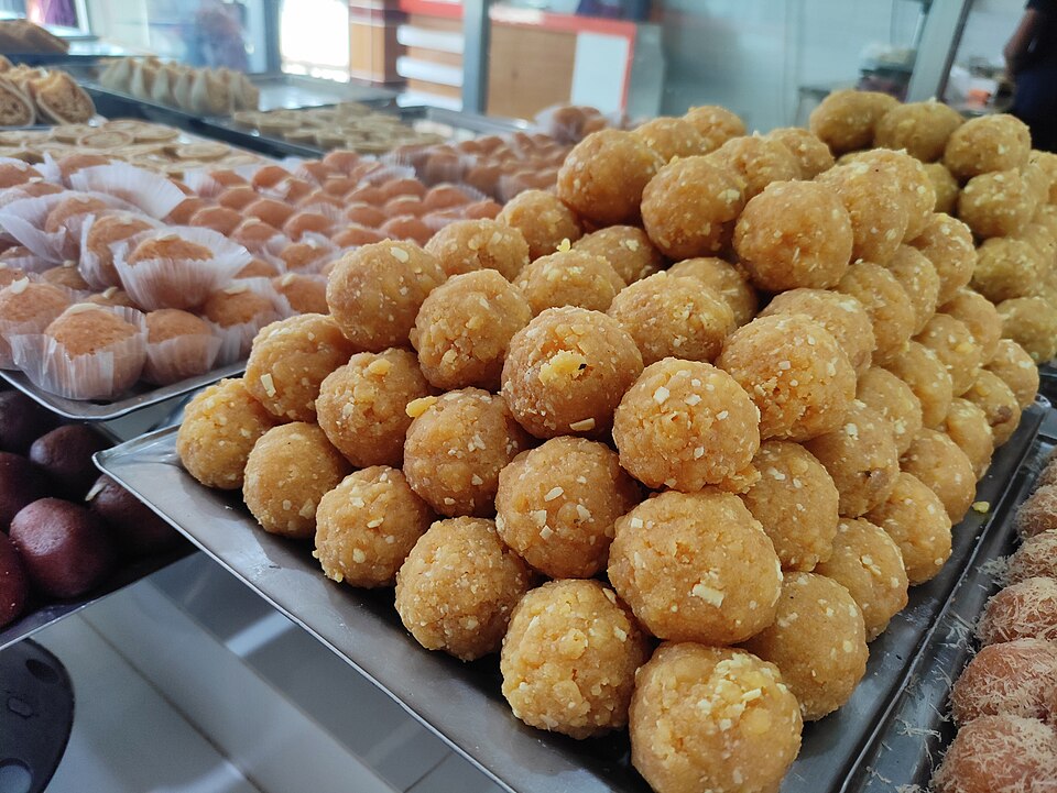 তিলের লাড্ডু