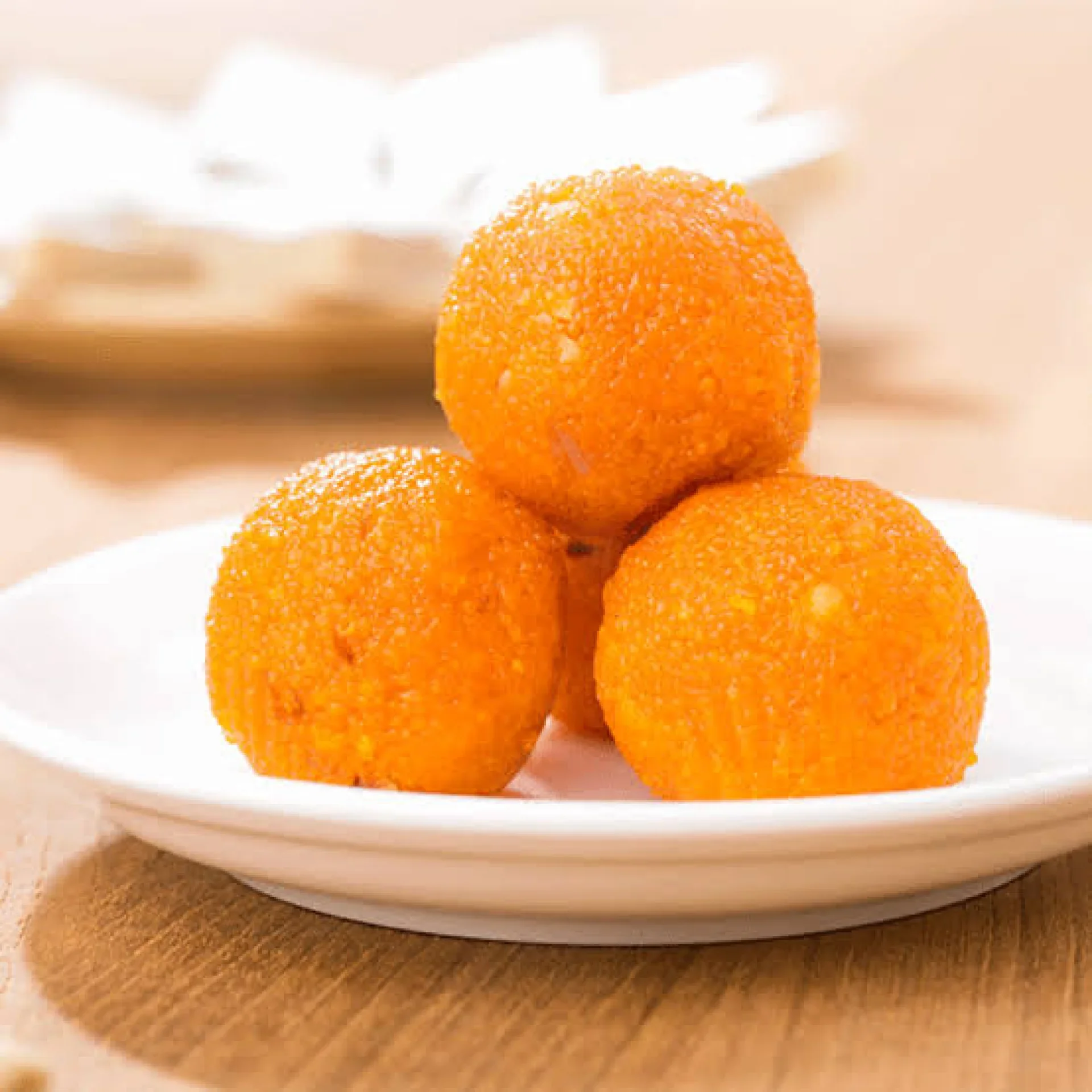 সরা দই