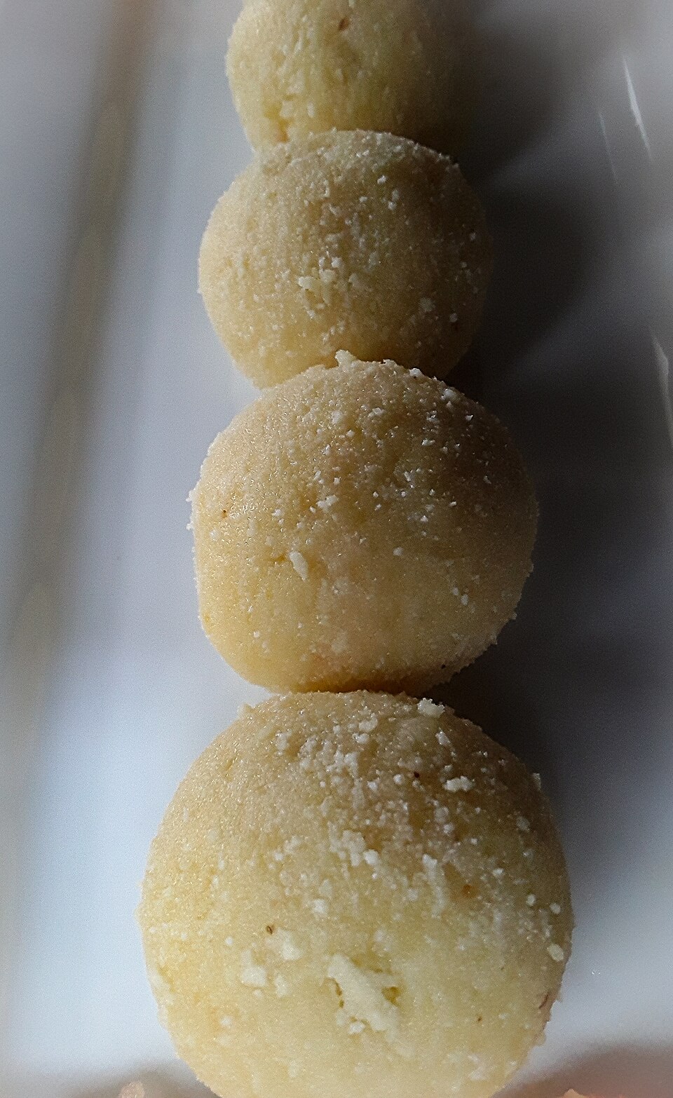 নলেন গুড়ের সন্দেশ