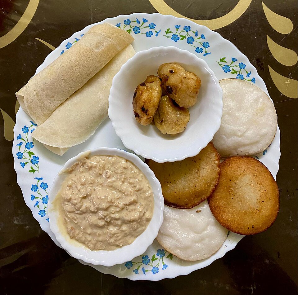 স্পেশাল মিষ্টি