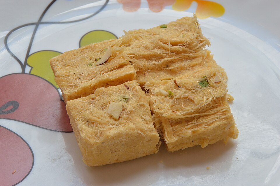 ঘি সোনপাপড়ি